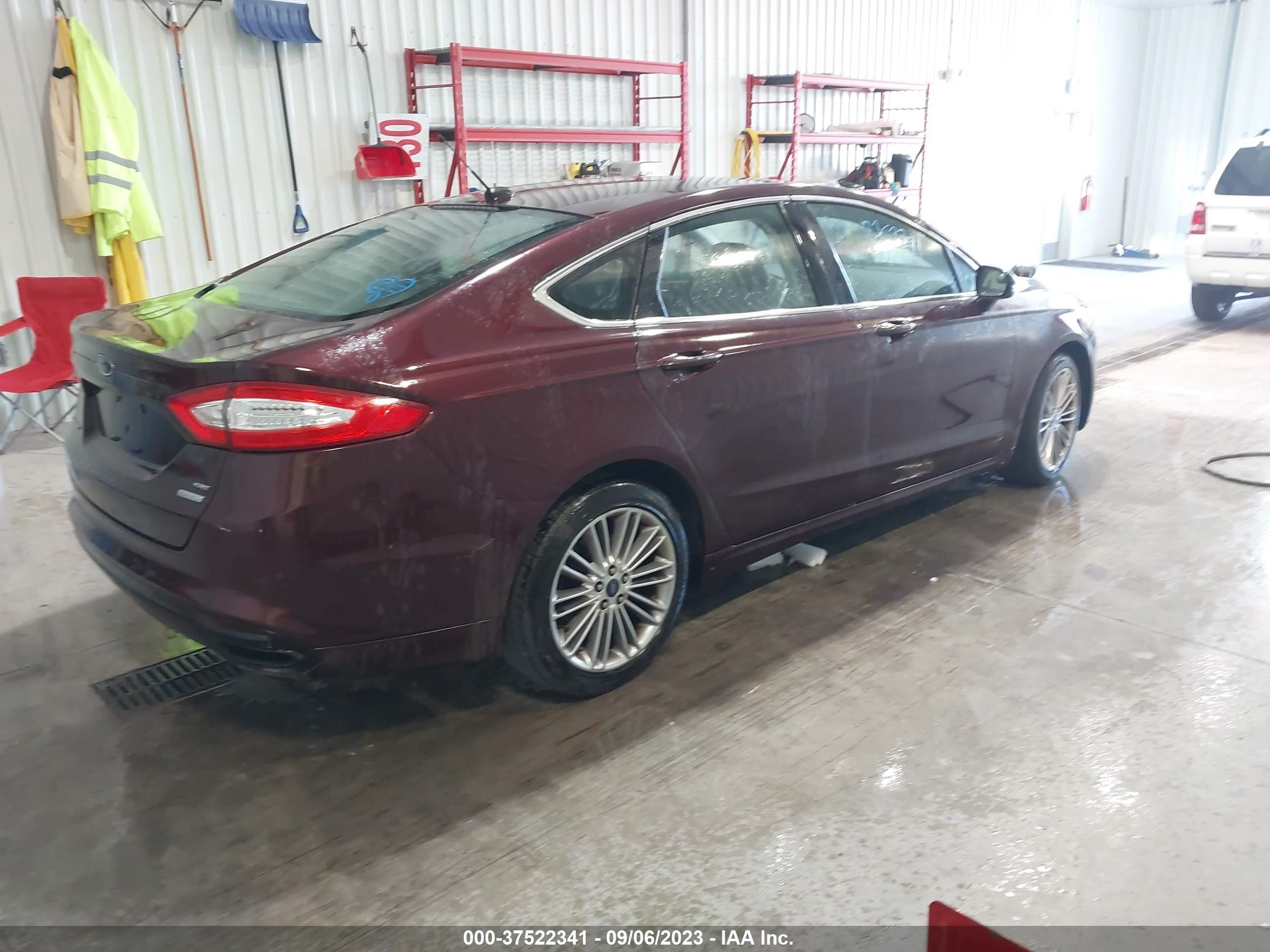 Photo 3 VIN: 3FA6P0H98DR327072 - FORD FUSION 