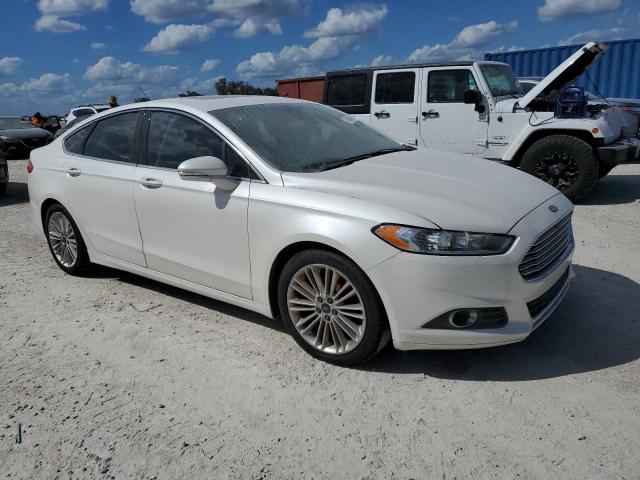 Photo 3 VIN: 3FA6P0H98ER147060 - FORD FUSION SE 