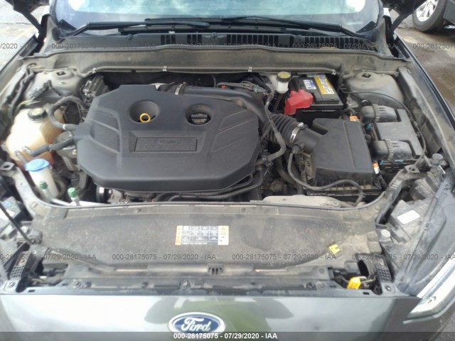 Photo 9 VIN: 3FA6P0H98HR105105 - FORD FUSION 