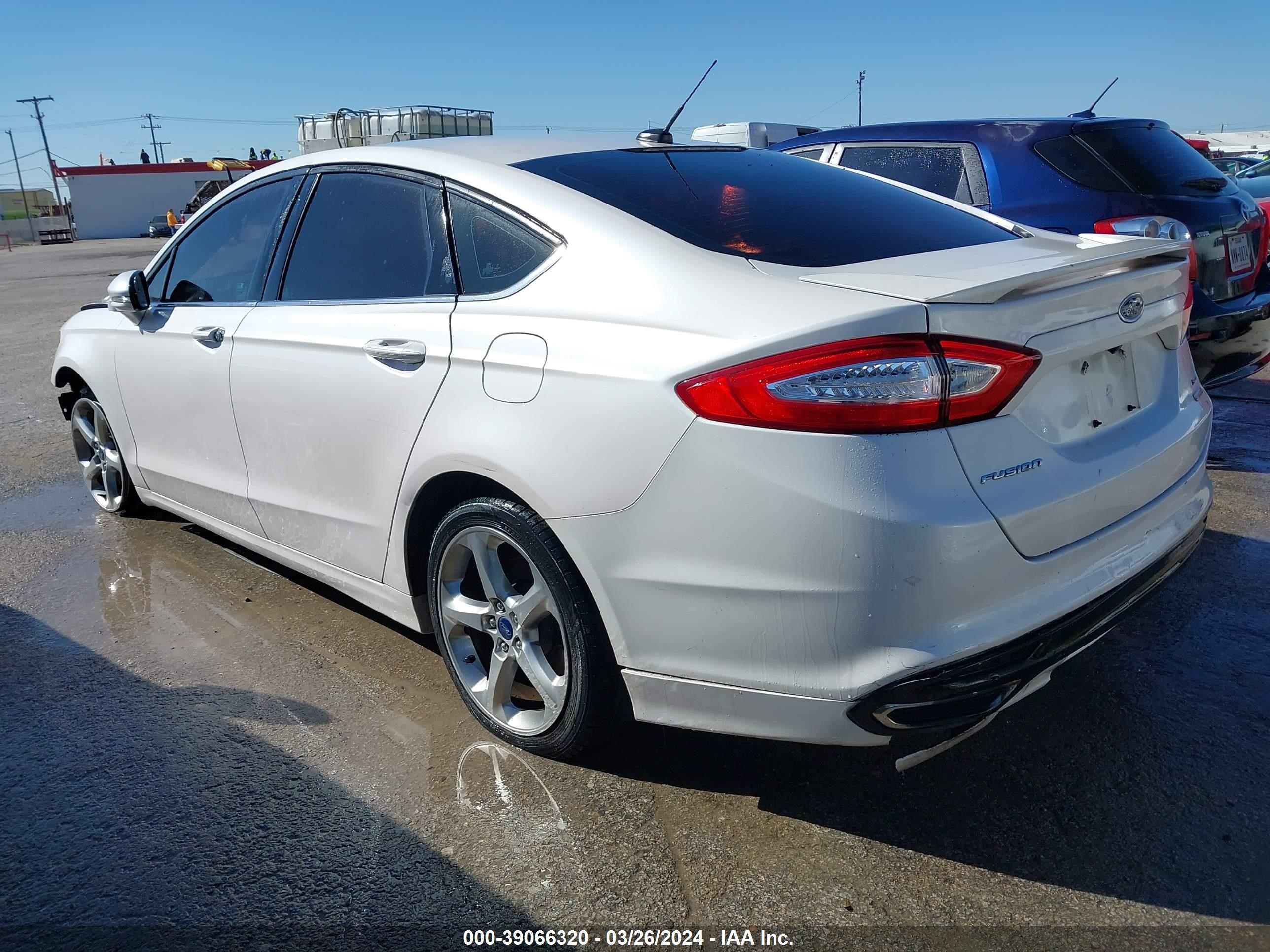 Photo 2 VIN: 3FA6P0H99FR309750 - FORD FUSION 