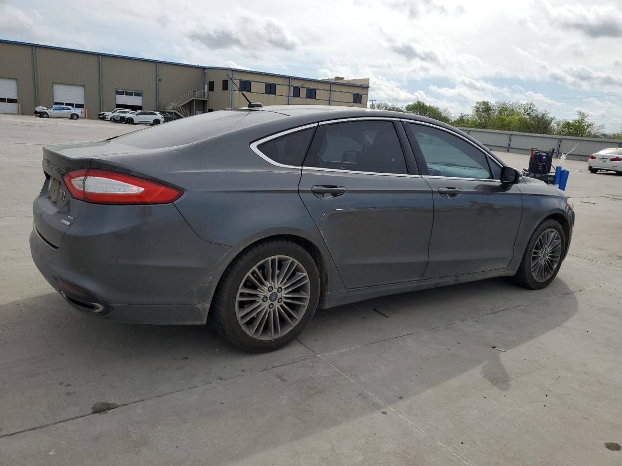 Photo 2 VIN: 3FA6P0H99GR365639 - FORD FUSION 