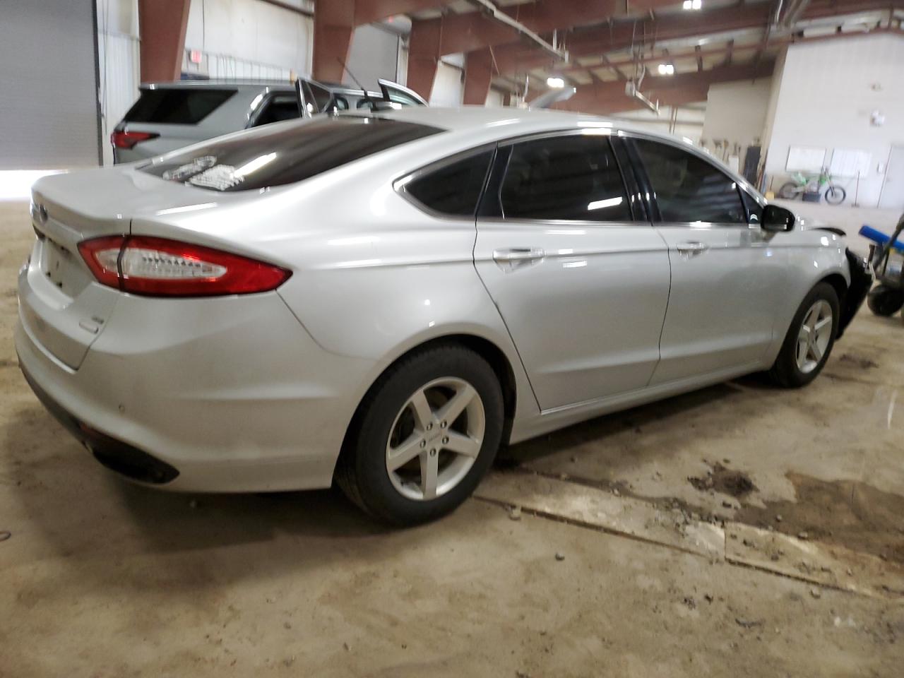 Photo 2 VIN: 3FA6P0H99GR395692 - FORD FUSION 