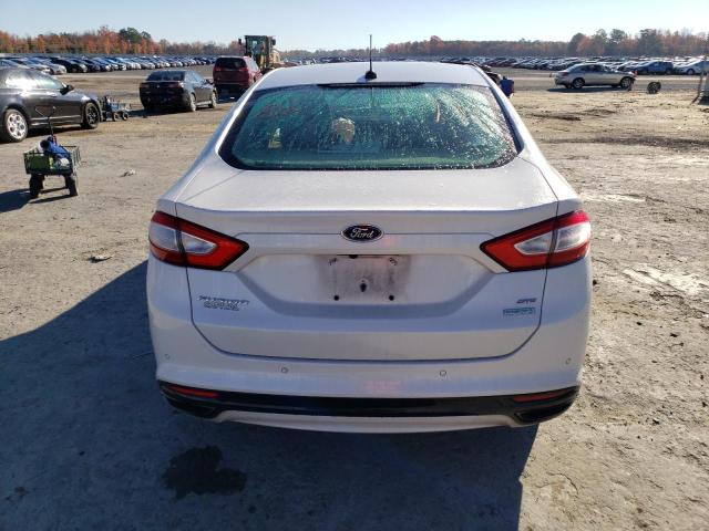 Photo 5 VIN: 3FA6P0H9XDR246526 - FORD FUSION SE 