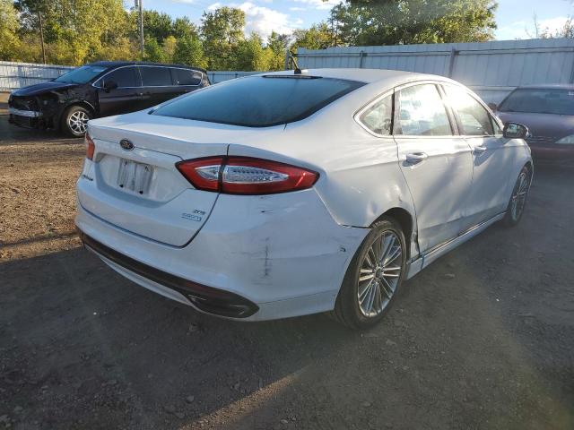 Photo 3 VIN: 3FA6P0H9XDR310693 - FORD FUSION SE 