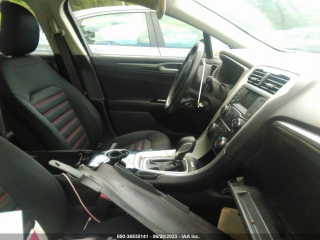 Photo 4 VIN: 3FA6P0H9XFR220334 - FORD FUSION 