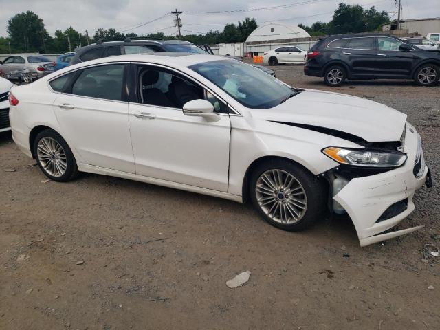 Photo 3 VIN: 3FA6P0H9XGR310181 - FORD FUSION SE 