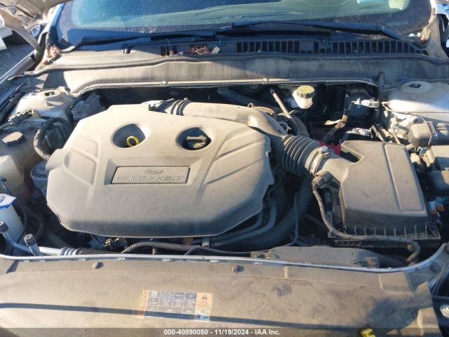 Photo 9 VIN: 3FA6P0H9XGR402228 - FORD FUSION 