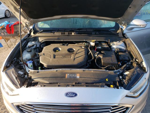 Photo 6 VIN: 3FA6P0H9XHR205156 - FORD FUSION SE 