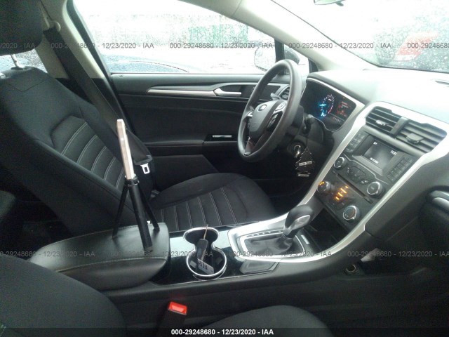 Photo 4 VIN: 3FA6P0HD0FR105004 - FORD FUSION 