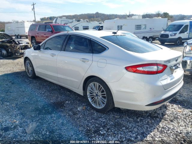 Photo 2 VIN: 3FA6P0HD0FR228656 - FORD FUSION 