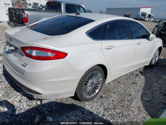 Photo 3 VIN: 3FA6P0HD0FR228656 - FORD FUSION 