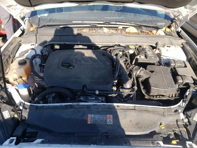 Photo 6 VIN: 3FA6P0HD0GR153054 - FORD FUSION SE 