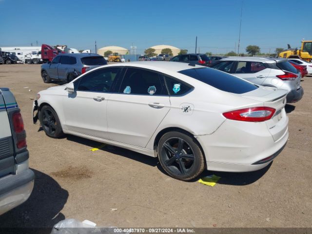 Photo 2 VIN: 3FA6P0HD0GR214001 - FORD FUSION 