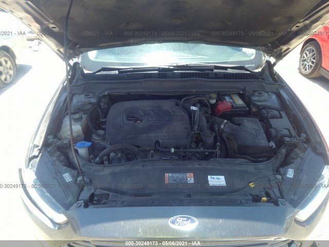 Photo 9 VIN: 3FA6P0HD0GR226228 - FORD FUSION 