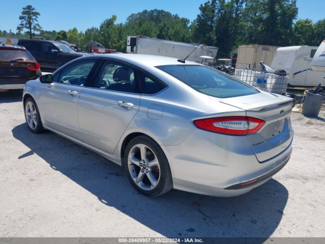 Photo 2 VIN: 3FA6P0HD0GR248097 - FORD FUSION 