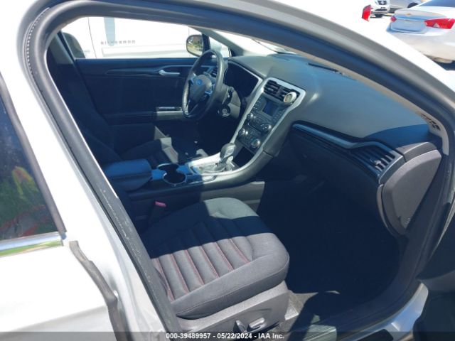 Photo 4 VIN: 3FA6P0HD0GR248097 - FORD FUSION 