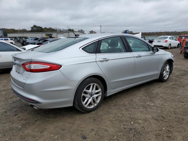 Photo 2 VIN: 3FA6P0HD0GR331822 - FORD FUSION SE 