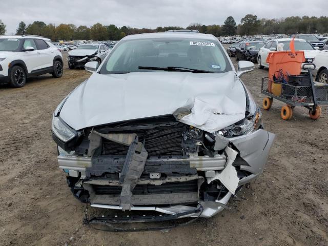 Photo 4 VIN: 3FA6P0HD0GR331822 - FORD FUSION SE 