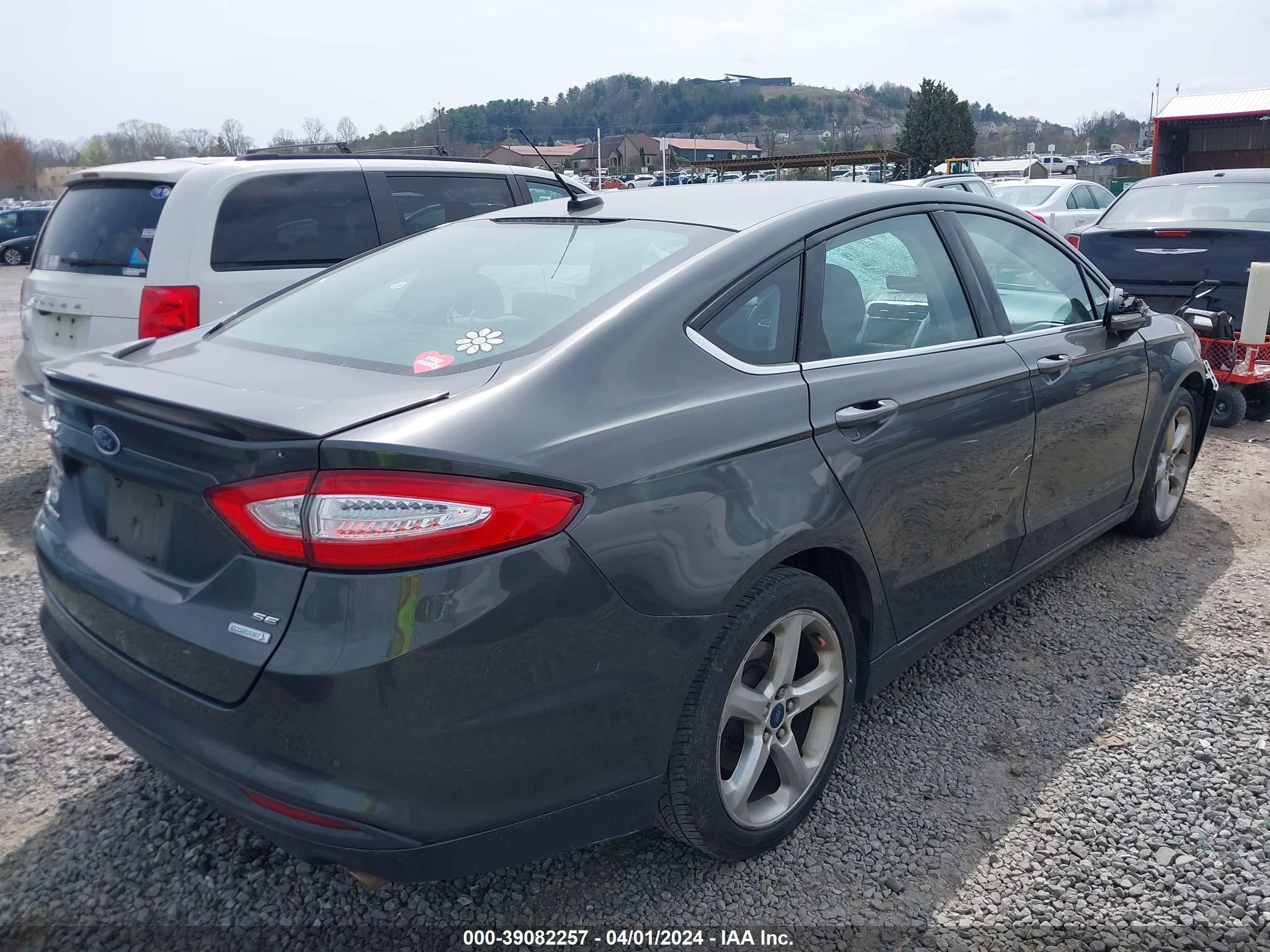 Photo 3 VIN: 3FA6P0HD0GR393995 - FORD FUSION 