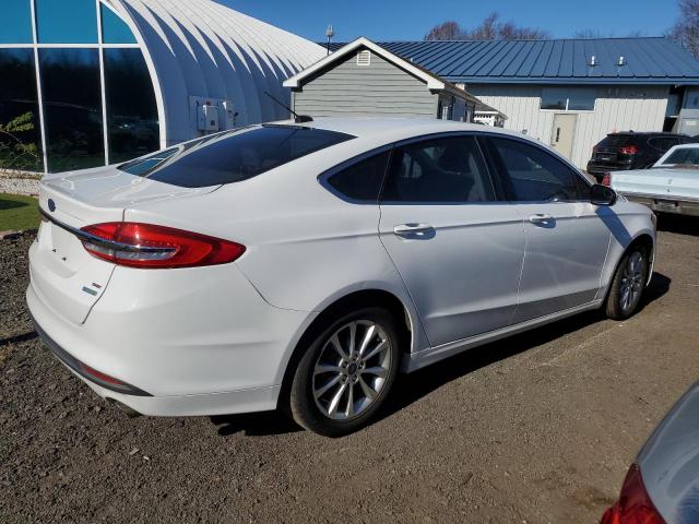 Photo 2 VIN: 3FA6P0HD0HR115812 - FORD FUSION SE 