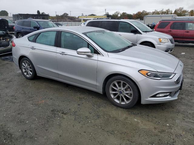 Photo 3 VIN: 3FA6P0HD0HR129953 - FORD FUSION SE 