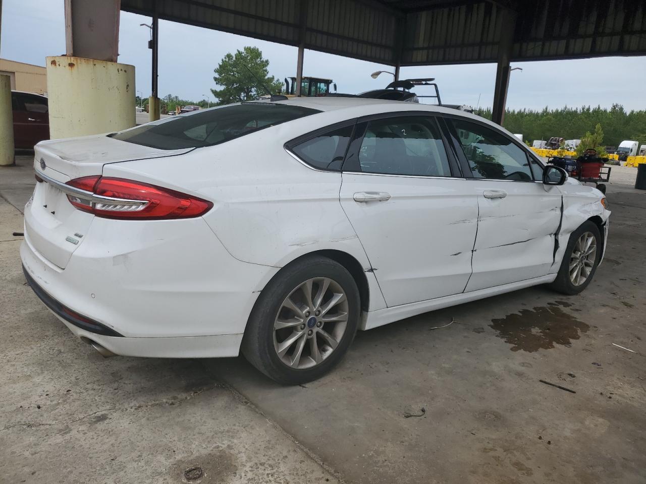 Photo 2 VIN: 3FA6P0HD0HR173628 - FORD FUSION 