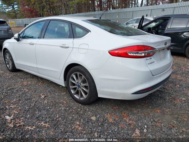 Photo 2 VIN: 3FA6P0HD0HR239868 - FORD FUSION 