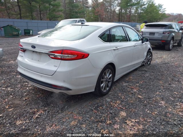 Photo 3 VIN: 3FA6P0HD0HR239868 - FORD FUSION 