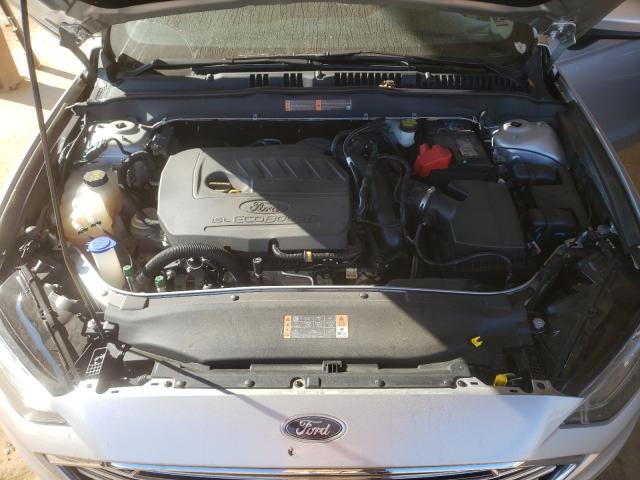 Photo 6 VIN: 3FA6P0HD0HR240275 - FORD FUSION SE 