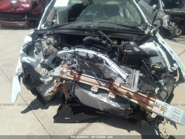 Photo 5 VIN: 3FA6P0HD0HR242804 - FORD FUSION 