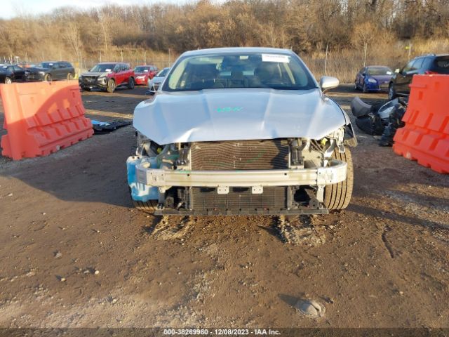 Photo 5 VIN: 3FA6P0HD0HR252734 - FORD FUSION 