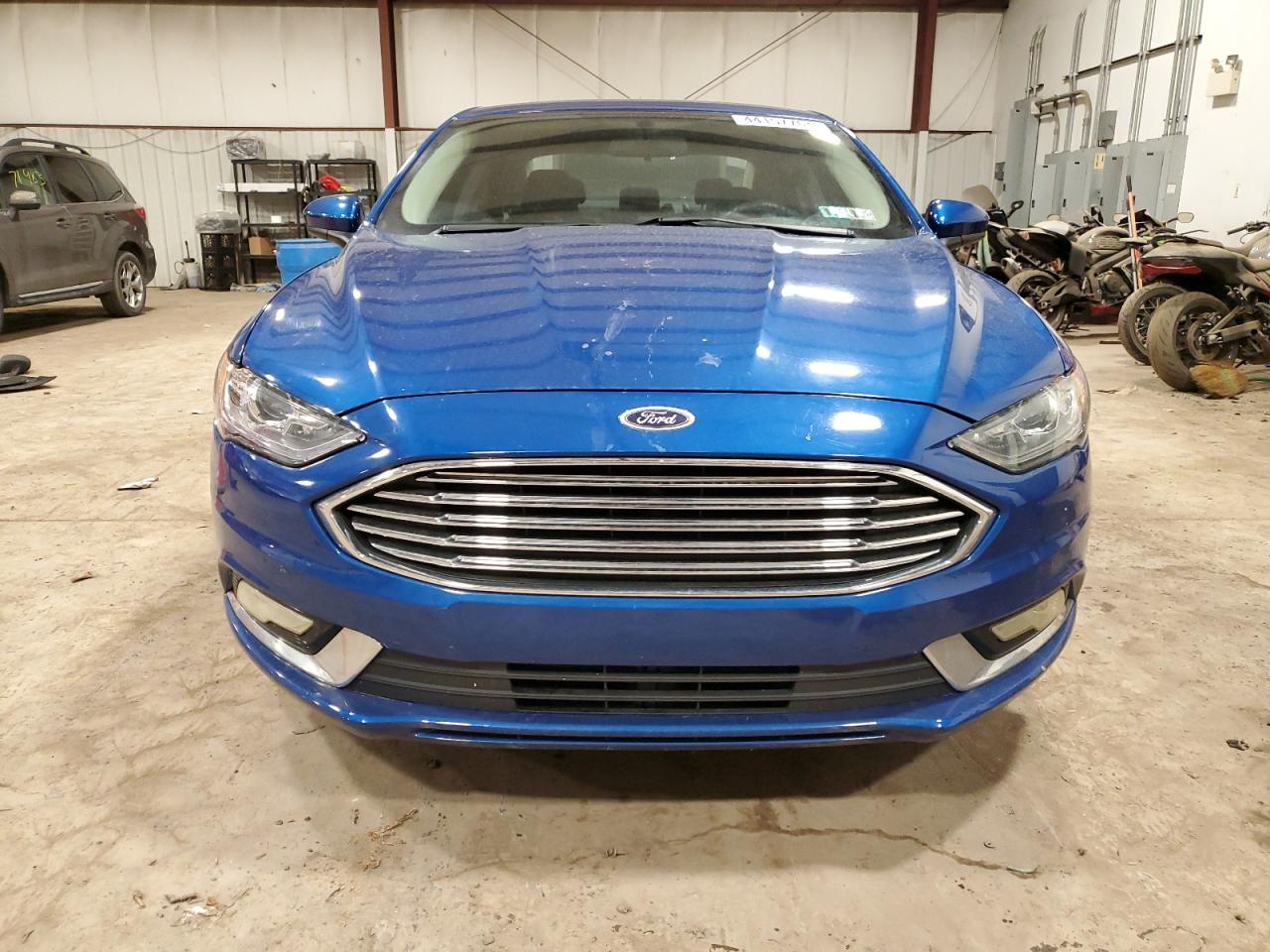 Photo 4 VIN: 3FA6P0HD0HR303956 - FORD FUSION 