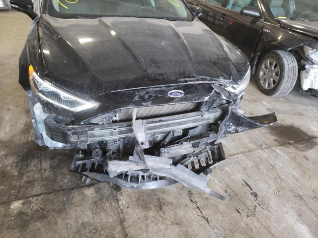 Photo 8 VIN: 3FA6P0HD0HR405256 - FORD FUSION SE 