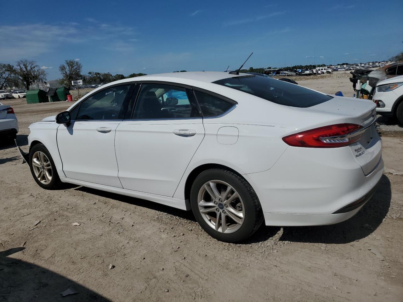 Photo 1 VIN: 3FA6P0HD0JR160285 - FORD FUSION 