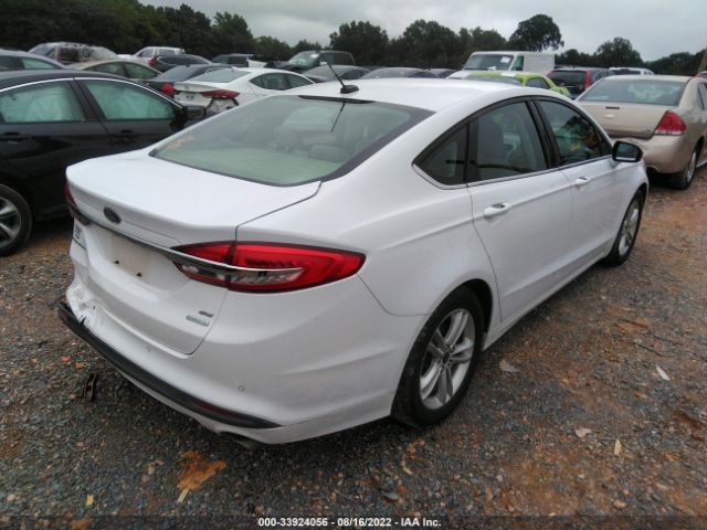 Photo 3 VIN: 3FA6P0HD0JR188944 - FORD FUSION 