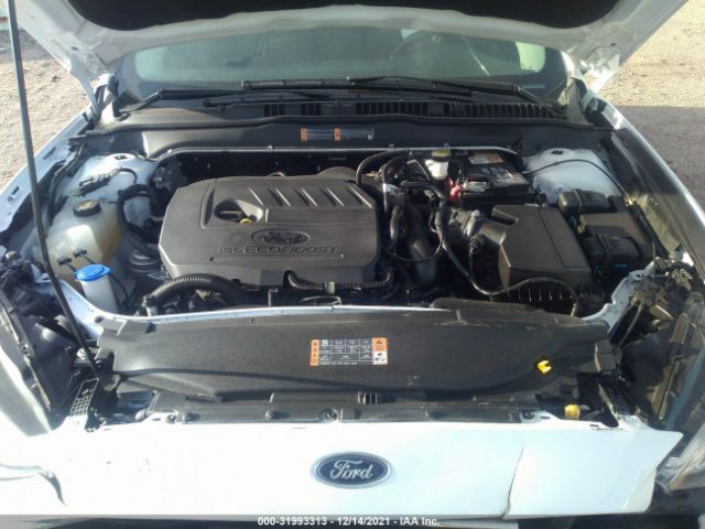 Photo 9 VIN: 3FA6P0HD0JR224101 - FORD FUSION 