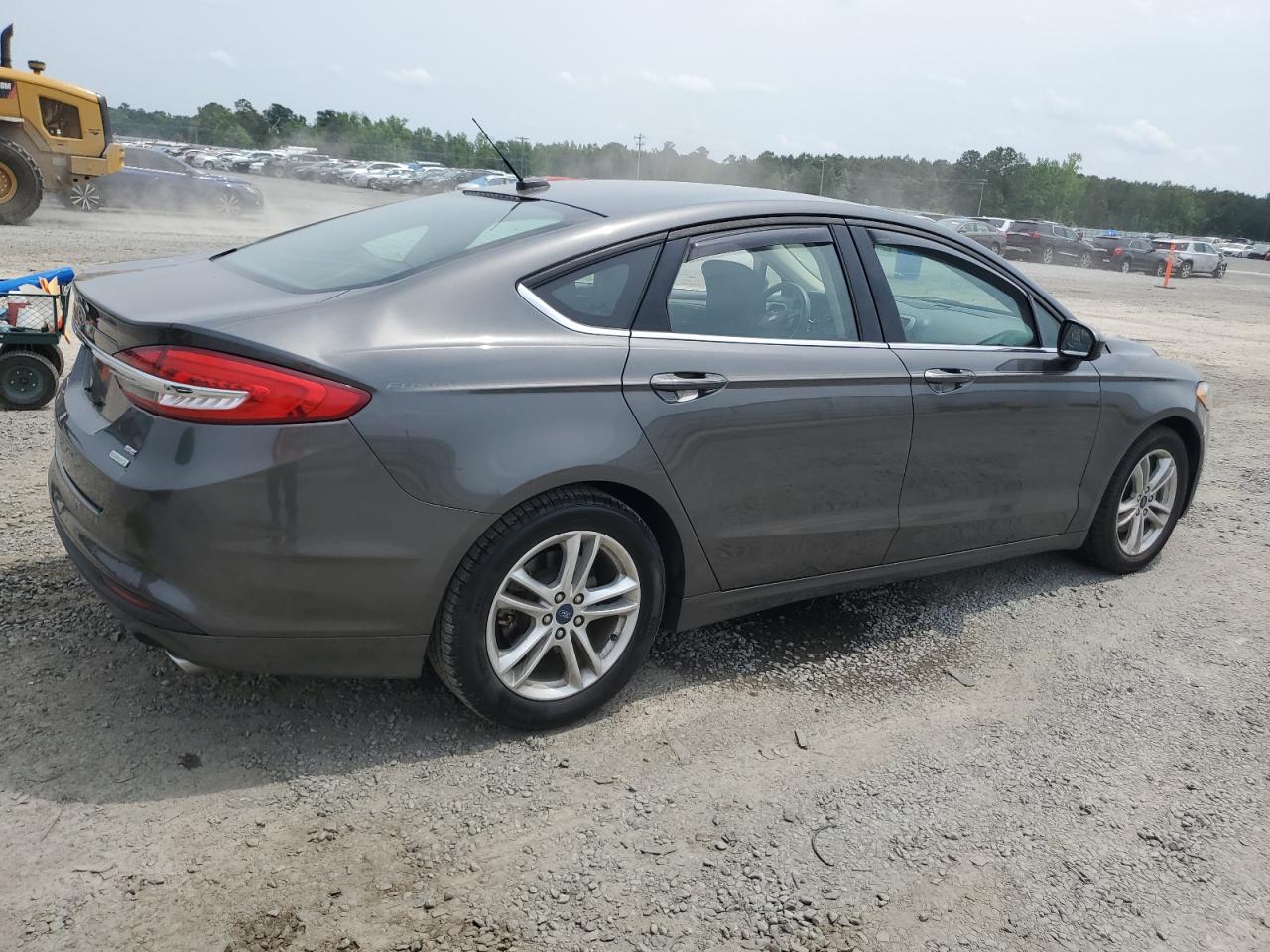 Photo 2 VIN: 3FA6P0HD0JR262282 - FORD FUSION 