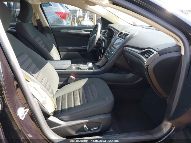 Photo 4 VIN: 3FA6P0HD0KR215416 - FORD FUSION 