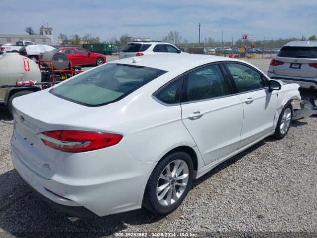 Photo 3 VIN: 3FA6P0HD0KR218820 - FORD FUSION 