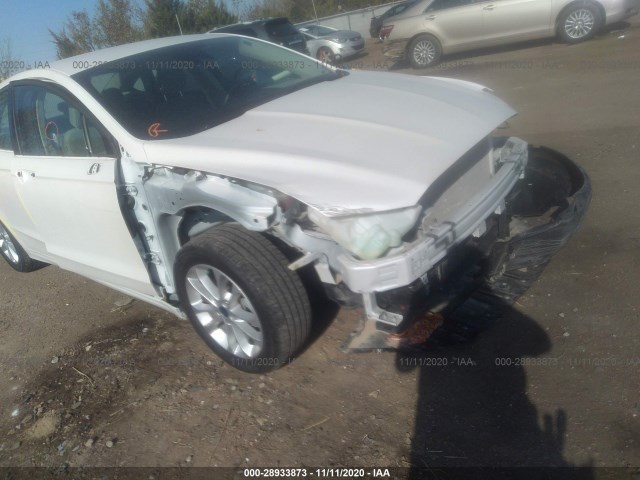 Photo 5 VIN: 3FA6P0HD0KR246584 - FORD FUSION 