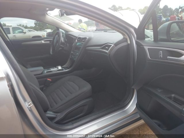 Photo 4 VIN: 3FA6P0HD0LR126138 - FORD FUSION 