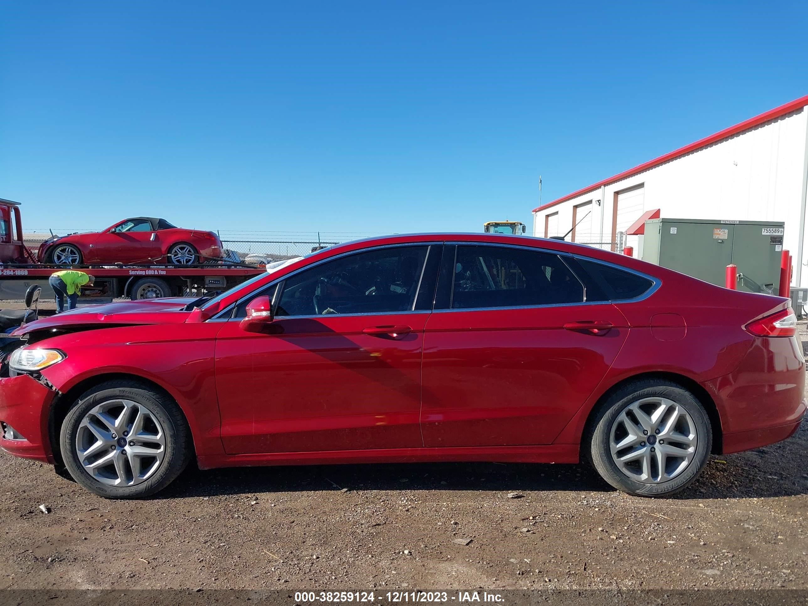 Photo 13 VIN: 3FA6P0HD1ER136017 - FORD FUSION 