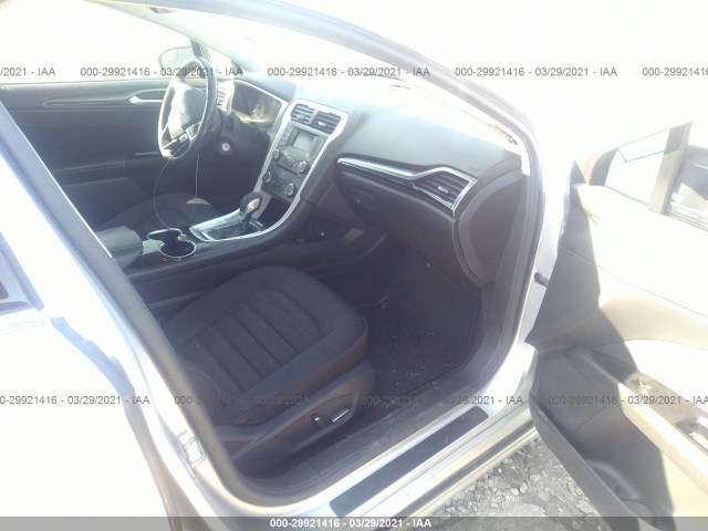 Photo 4 VIN: 3FA6P0HD1FR127268 - FORD FUSION 