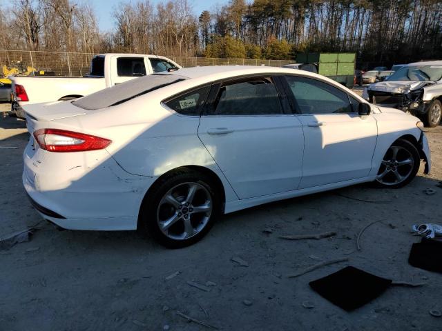 Photo 2 VIN: 3FA6P0HD1FR146841 - FORD FUSION SE 