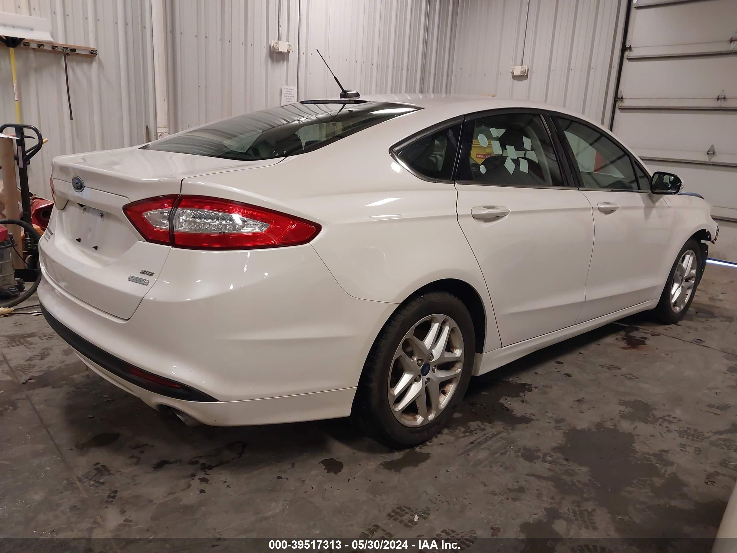 Photo 3 VIN: 3FA6P0HD1FR191519 - FORD FUSION 