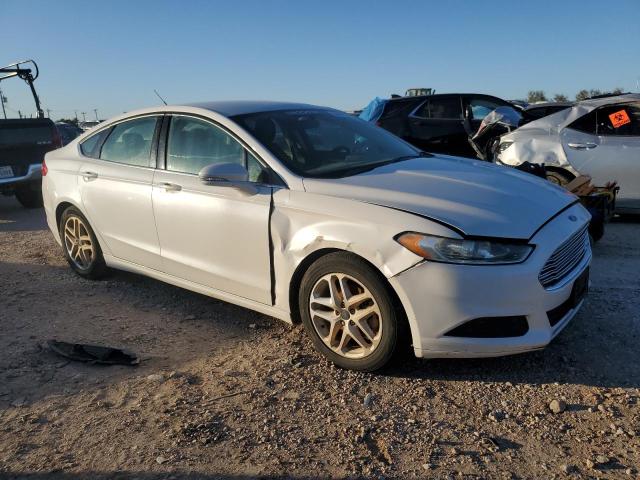 Photo 3 VIN: 3FA6P0HD1FR205743 - FORD FUSION SE 