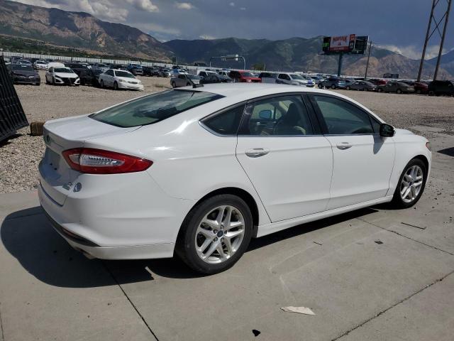 Photo 2 VIN: 3FA6P0HD1FR228682 - FORD FUSION SE 