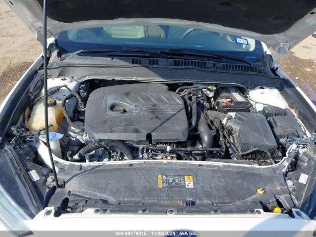 Photo 9 VIN: 3FA6P0HD1FR244350 - FORD FUSION 