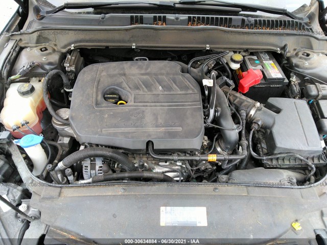 Photo 9 VIN: 3FA6P0HD1FR281849 - FORD FUSION 