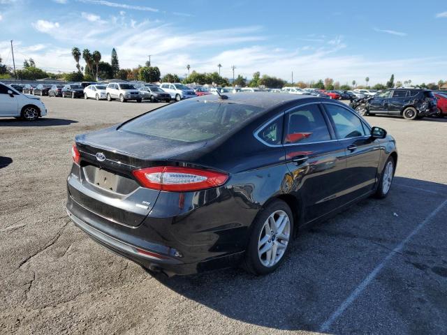 Photo 3 VIN: 3FA6P0HD1FR305745 - FORD FUSION SE 